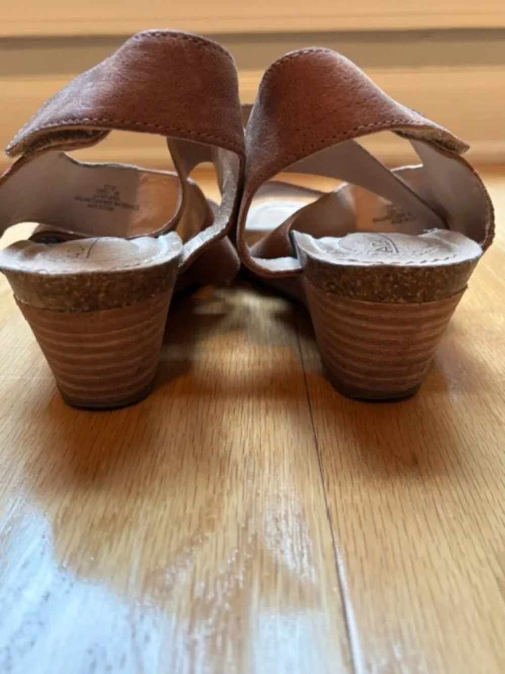 Adam Tucker by Me Too Leather Wedge sandal - 8